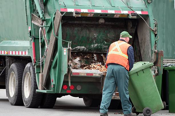 Best Yard Waste Removal  in Maywood, CA