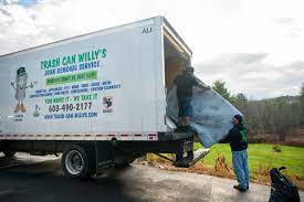 Best Carpet Removal and Disposal  in Maywood, CA